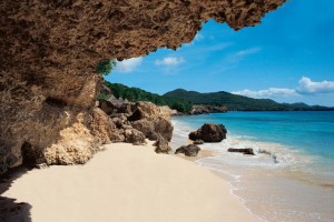 c www.curacao.com Beach3