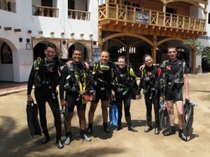 Duikvakantie Egypte Dahab Vakantieduiker groep duikers