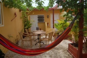 Groepsreis Duikvakantie Bonaire Divehut tuin Vakantieduiker Groepsreis Duikvakantie Bonaire Divehut tuin vakantieduiker 5